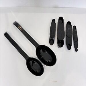 Weight Watchers Black Measuring Cups 1 and 0.5 Cup Spoons Set 6 Pieces USA Black